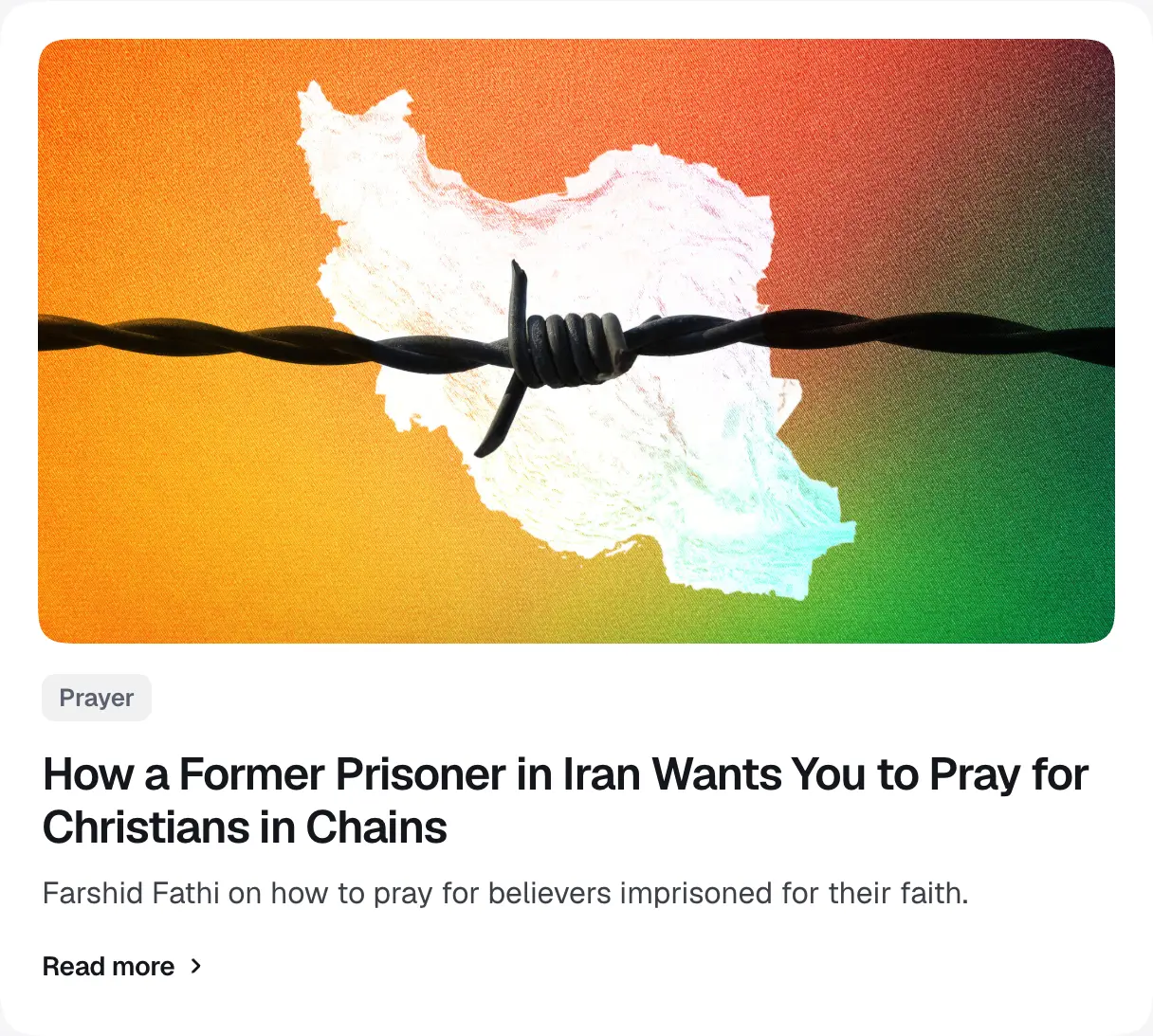 A featured resource: an article’s picture, its tag, title and a line on it.